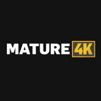 Mature 4k